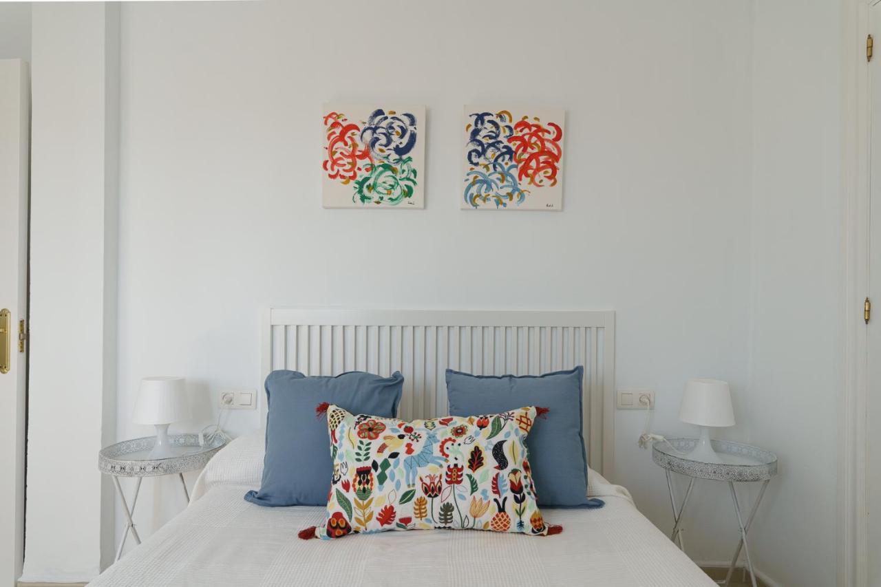 Maisuit Apartment Malaga City Center Esterno foto